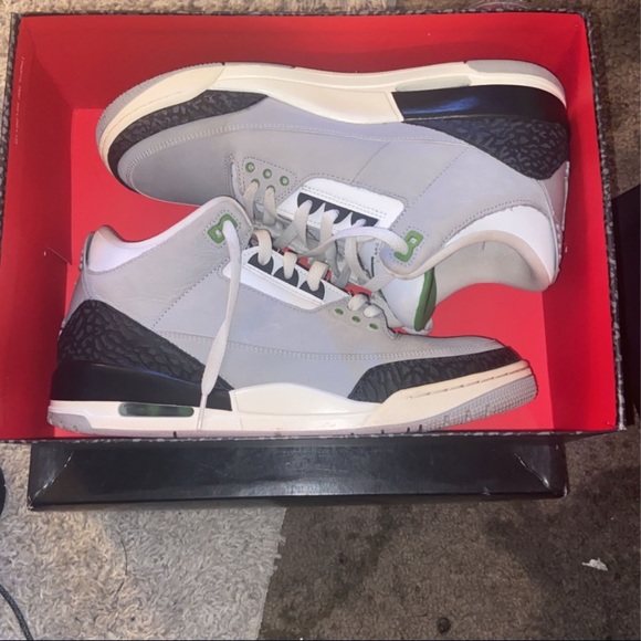 Jordan’s ask for price on each main image 7